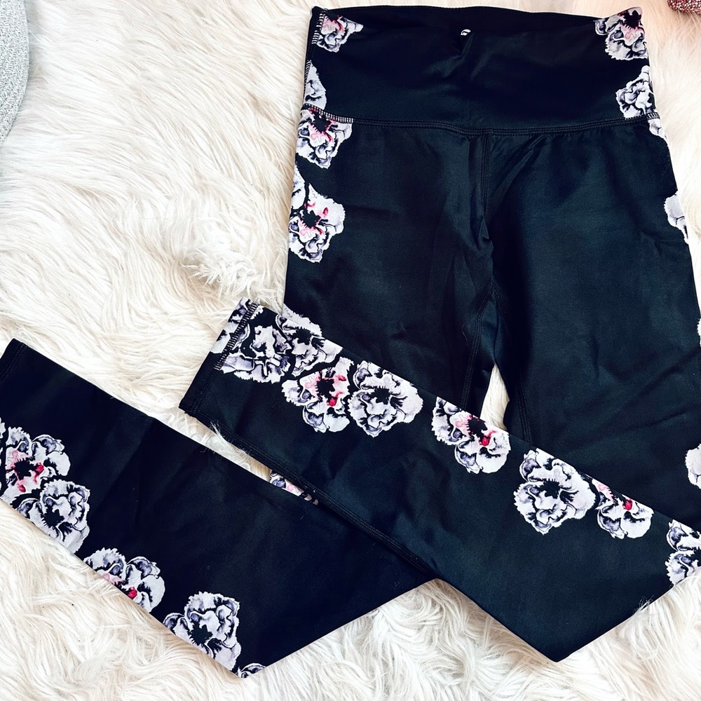 Noli floral yoga pants